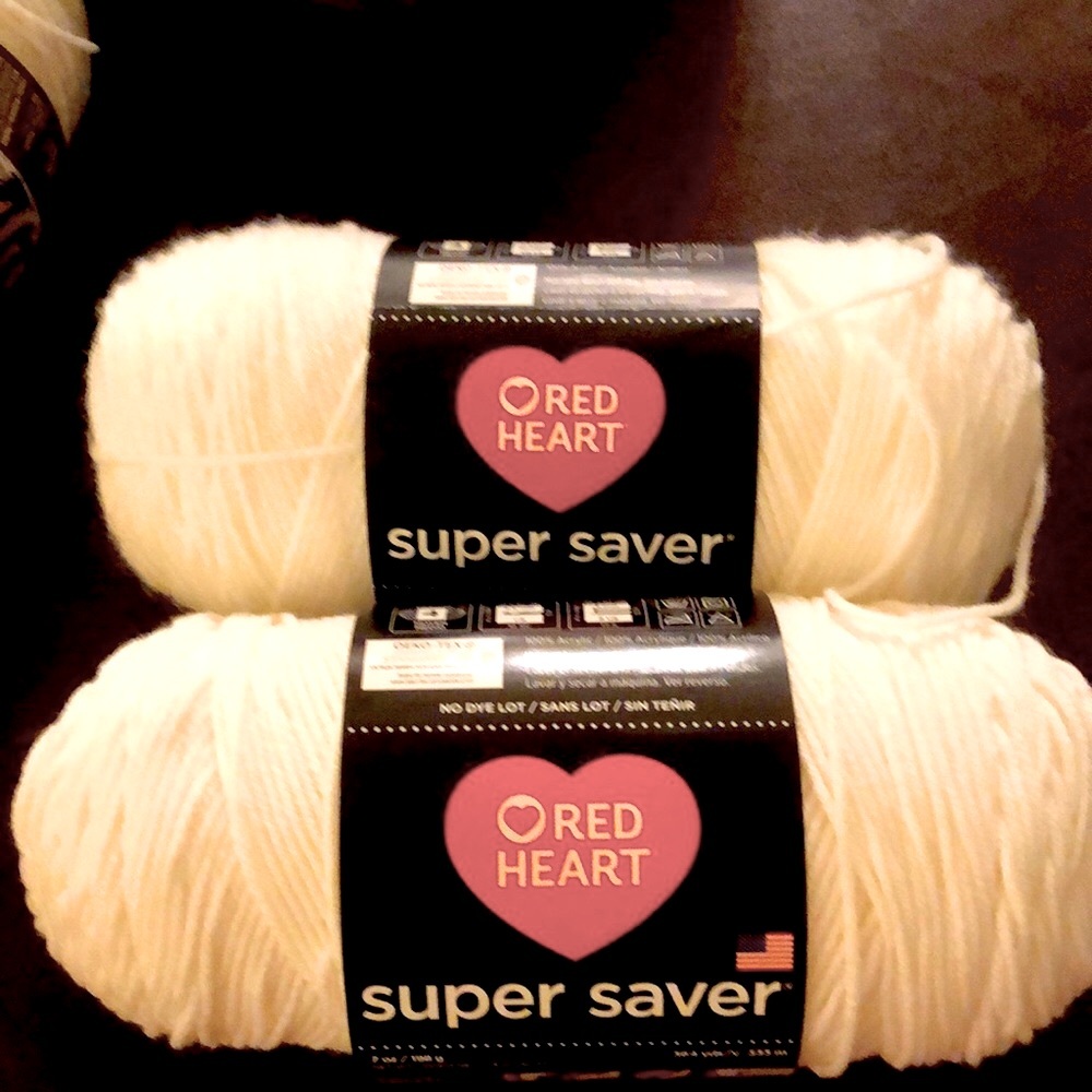 2 Skeins of RED HEART SUPER SAVER Yarn 7oz. 4 Medium. WHITE/BLANC/BLANCO. NWT